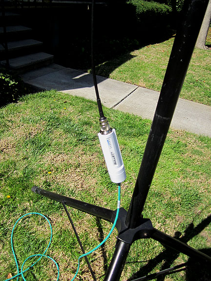 MFJ tripod and extension for antenna cluster