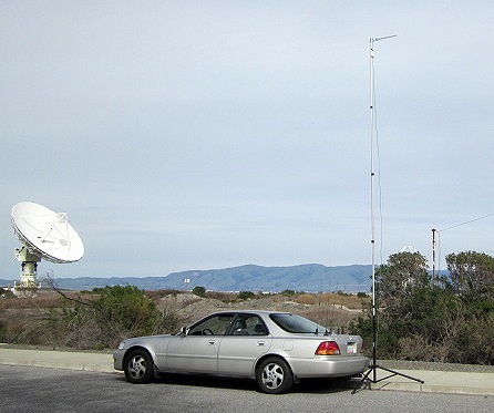 Ubiquiti Bullet2 and antenna on telescopic tower
